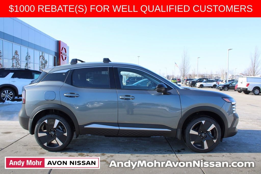 New 2026 Nissan Kicks SR w/ Cold Weather Package image 3