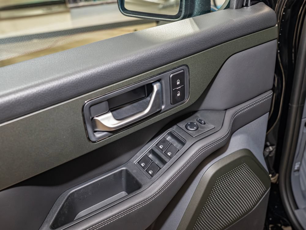 New 2025 INEOS Grenadier Station Wagon AWD/4WD image 14