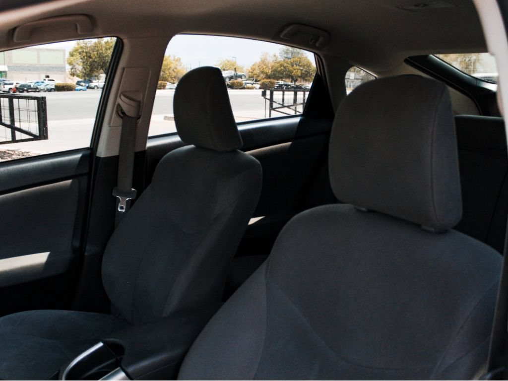 Used 2012 Toyota Prius Two FWD image 19