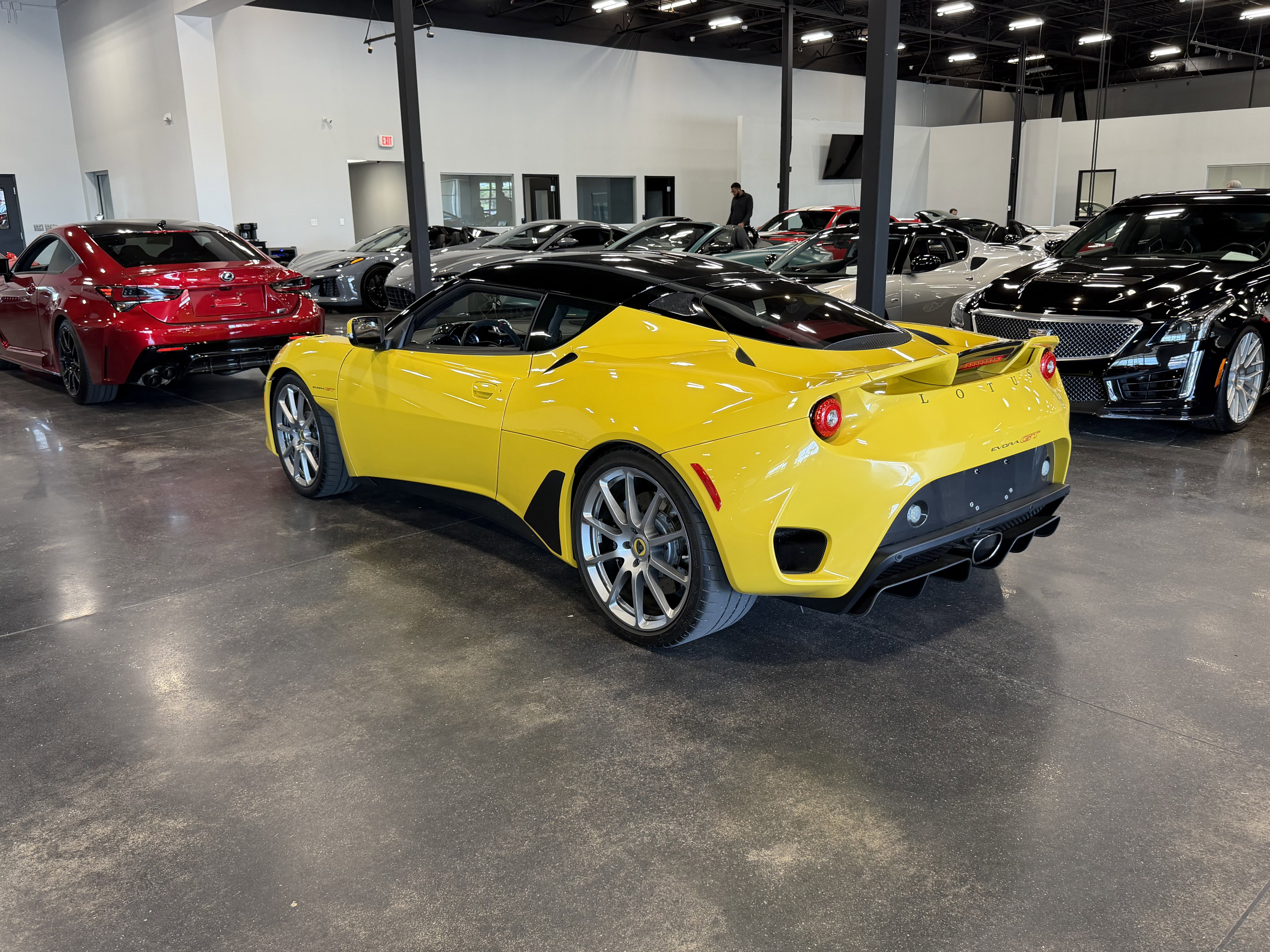 Used 2020 Lotus Evora RWD image 3