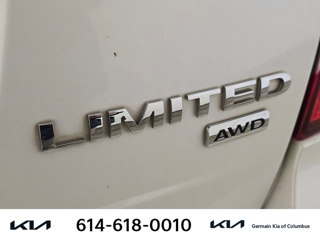 Used 2013 Ford Edge Limited image 32