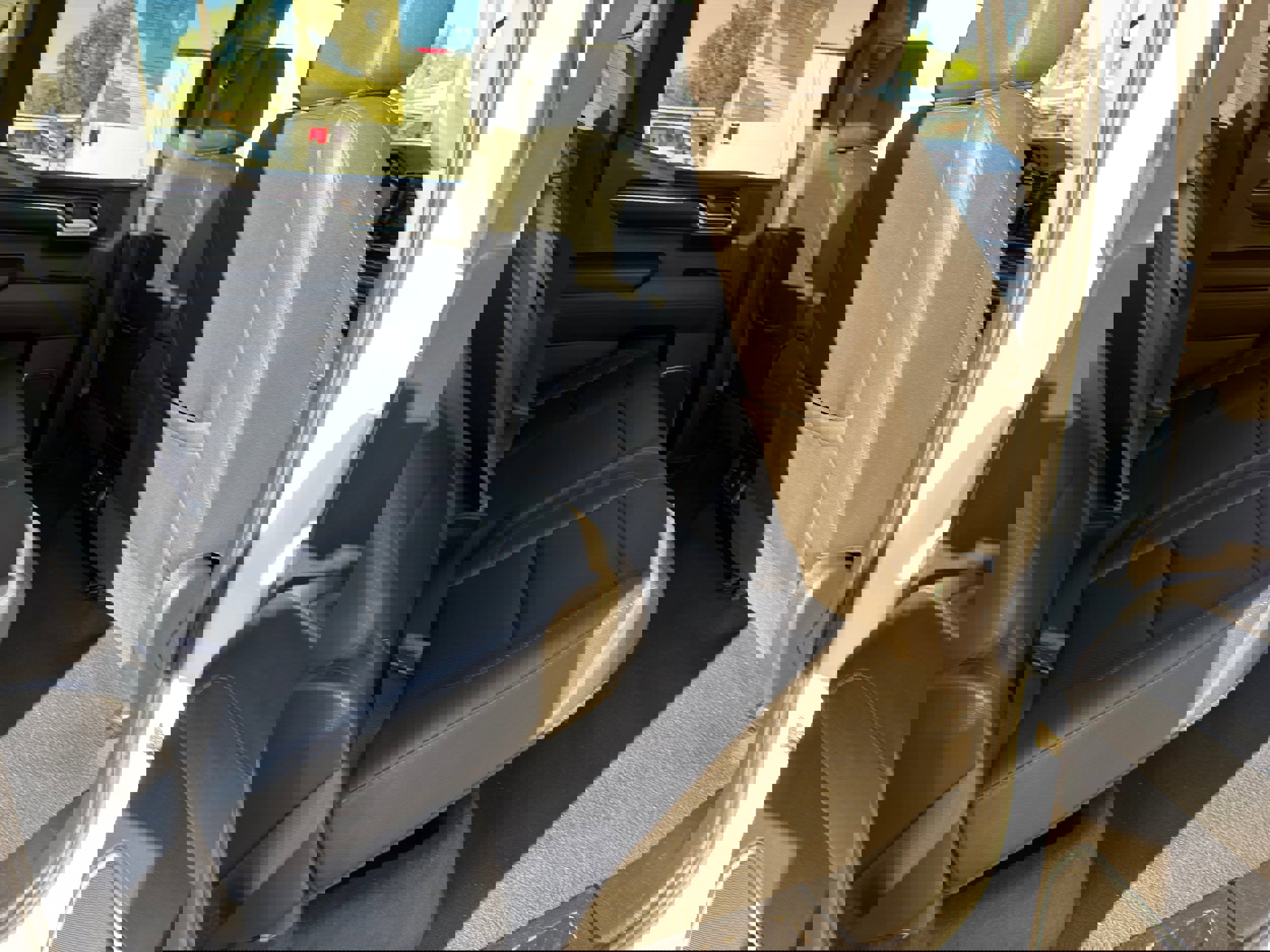 Used 2024 GMC Sierra 1500 SLT image 12