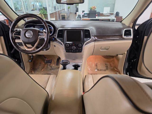 Used 2014 Jeep Grand Cherokee Overland w/ Advanced Technology Group AWD/4WD image 9