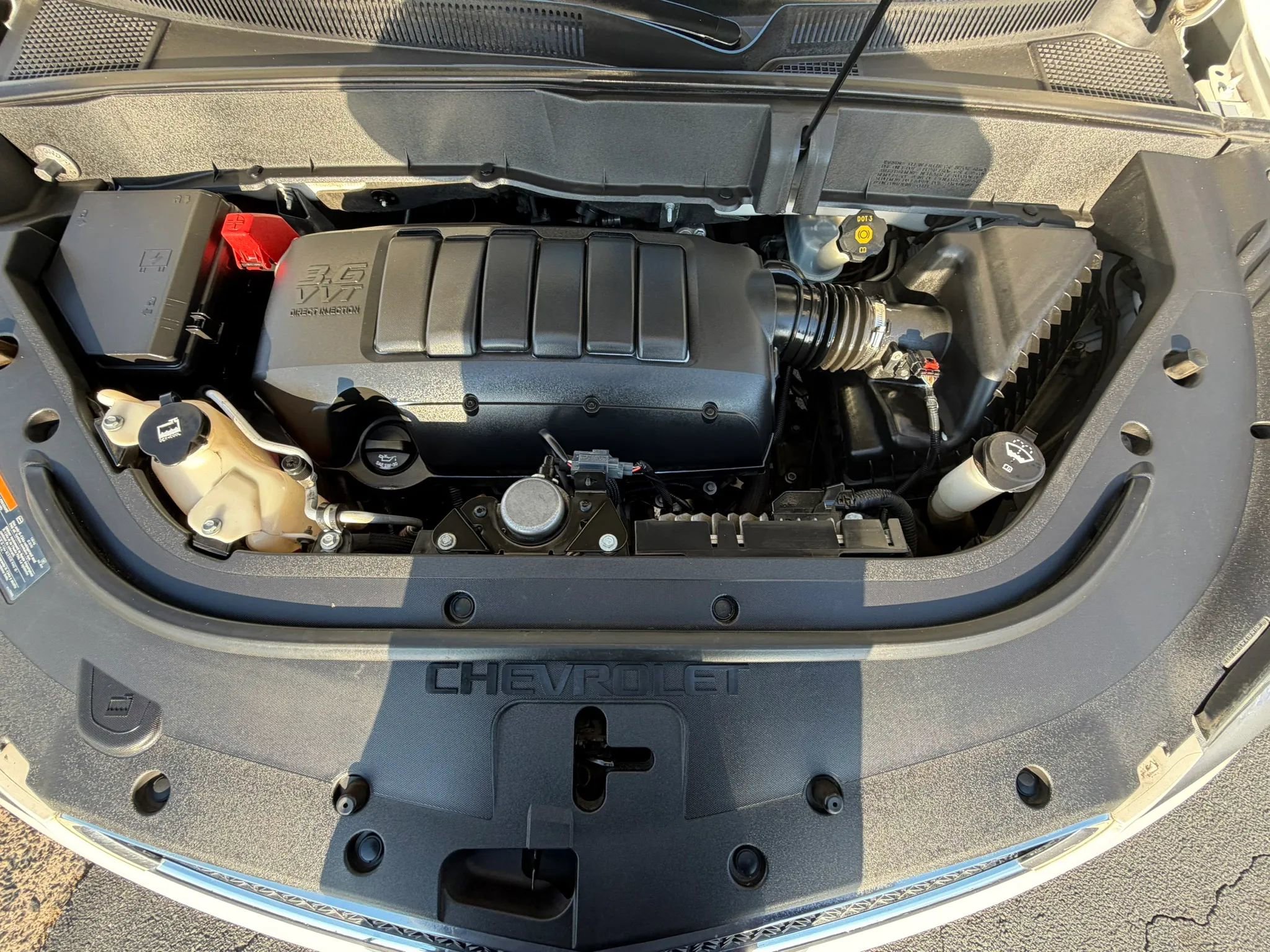 Used 2012 Chevrolet Traverse LT image 25