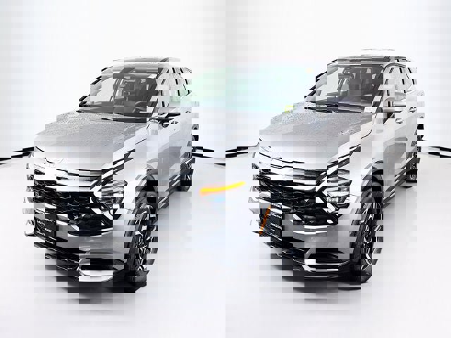 Certified 2025 Kia Sportage LX image 1