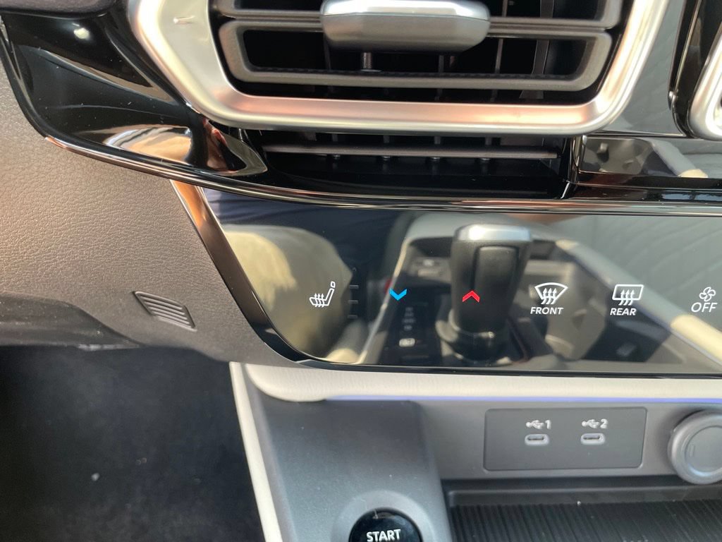 New 2026 Nissan Sentra SL w/ Floor Mat Package FWD image 20