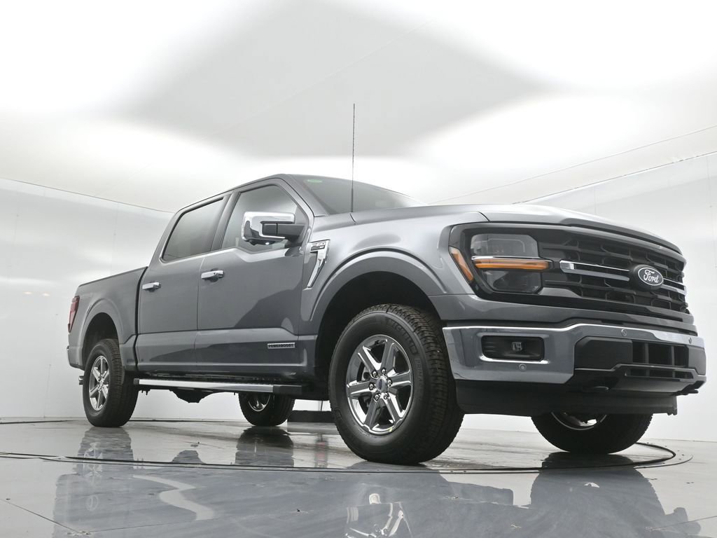 New 2025 Ford F150 XLT w/ Equipment Group 302A MID image 45