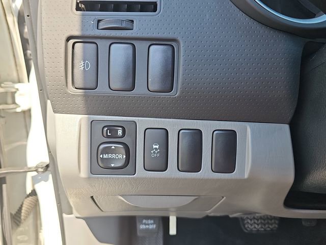 Used 2015 Toyota Tacoma PreRunner w/ SR5 Package image 30