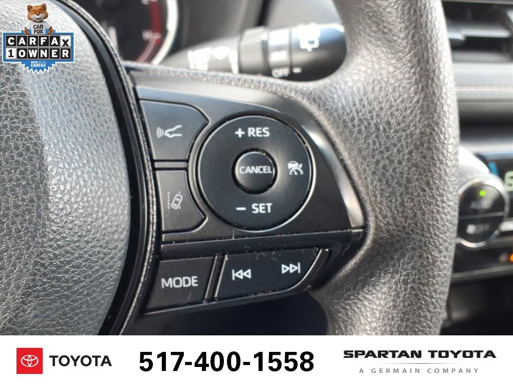 Used 2025 Toyota RAV4 XLE AWD/4WD image 28
