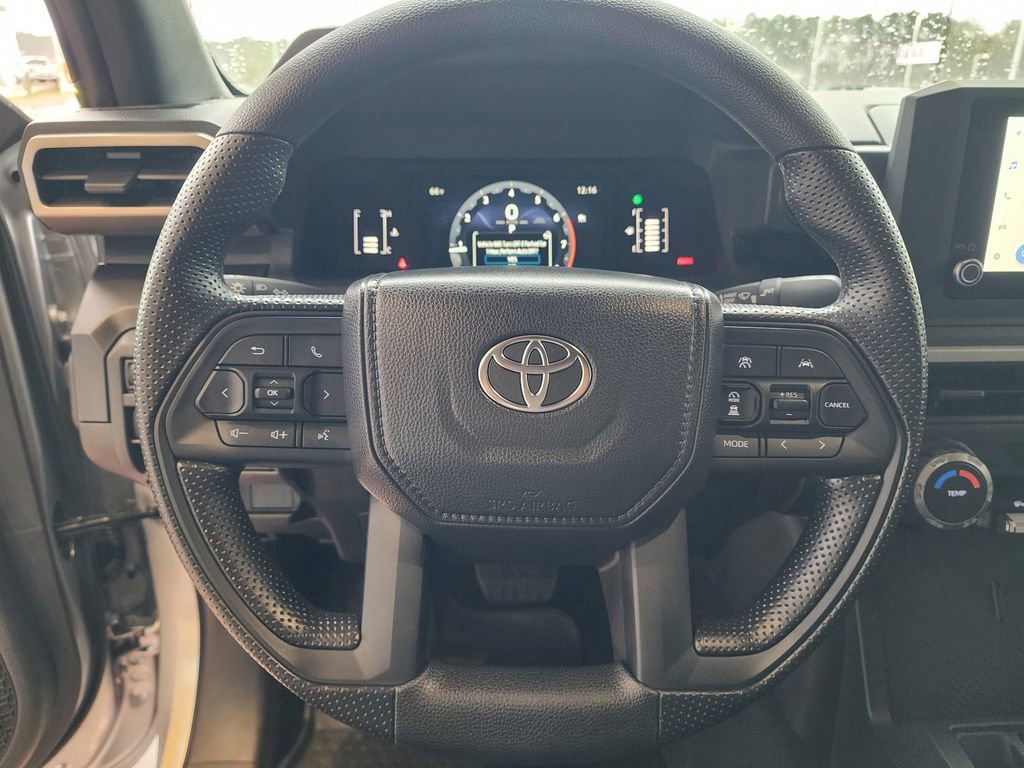 Used 2026 Toyota Tacoma SR image 18
