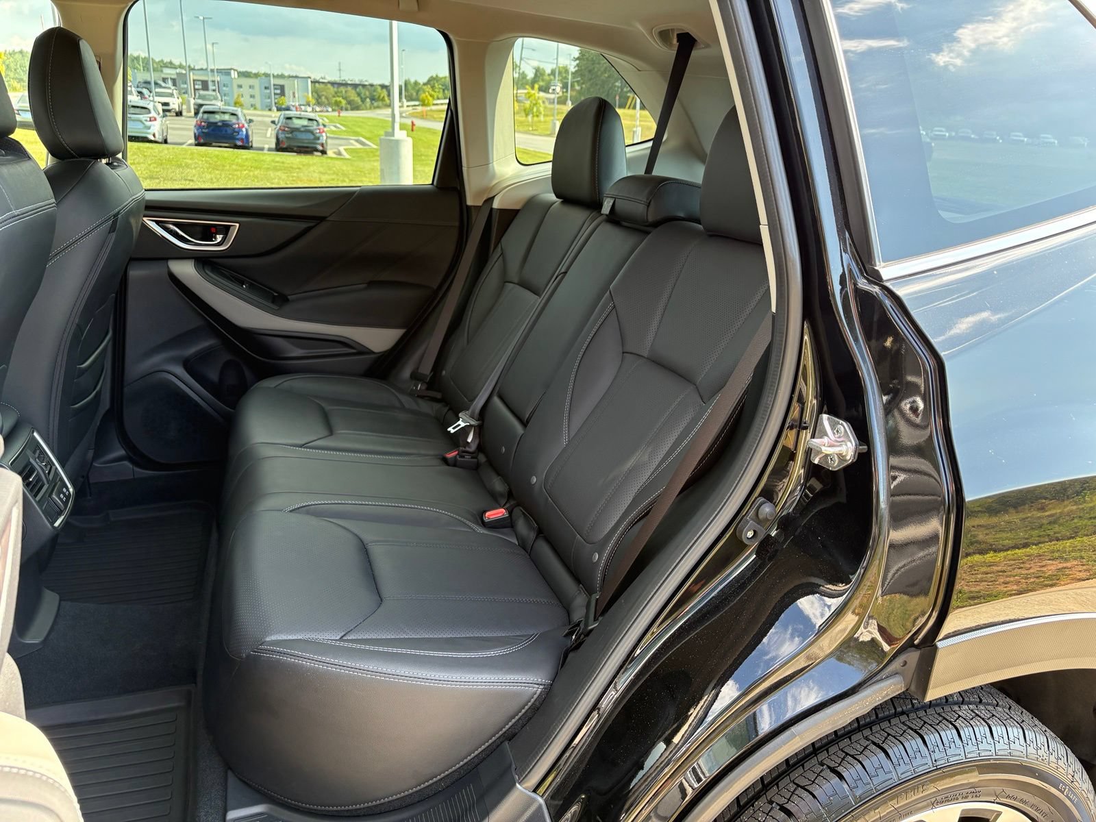 Certified 2023 Subaru Forester Limited AWD/4WD image 33
