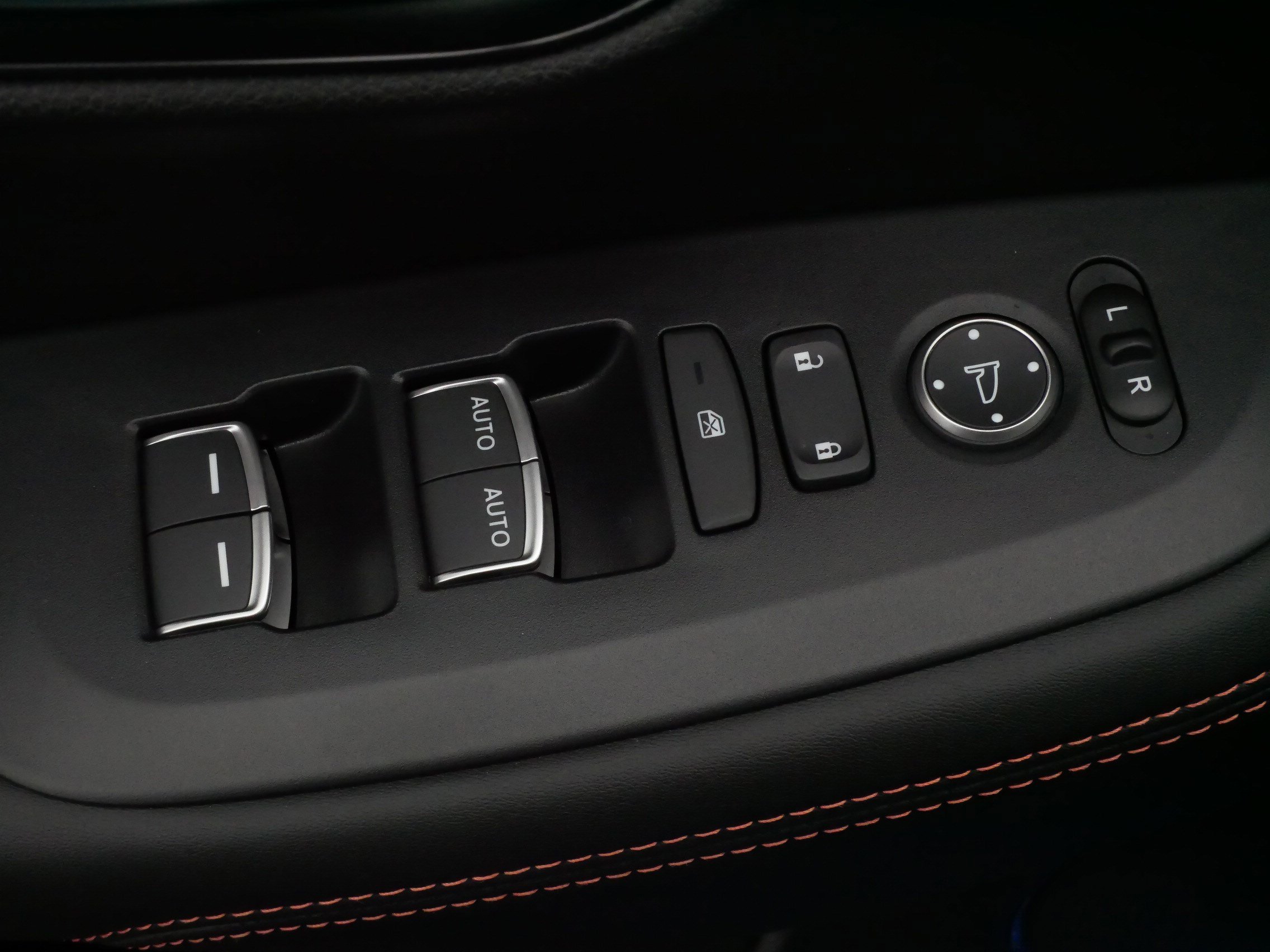 Certified 2026 Honda HR-V Sport image 19