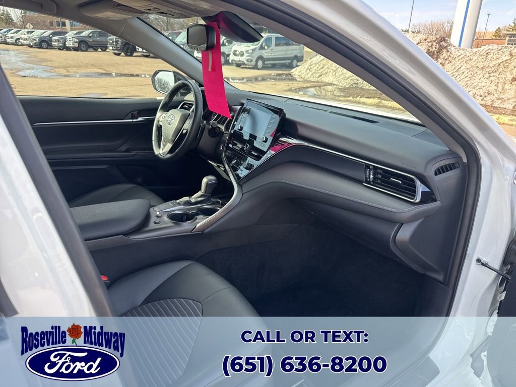 Used 2022 Toyota Camry SE w/ Convenience Package image 31