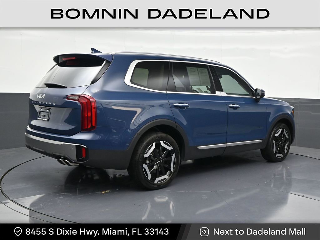 Used 2025 Kia Telluride S image 5