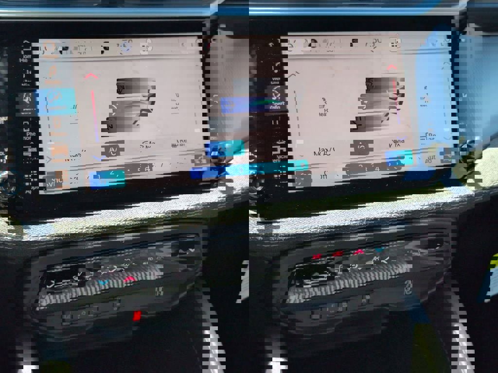 New 2026 Jeep Cherokee Laredo AWD/4WD image 17