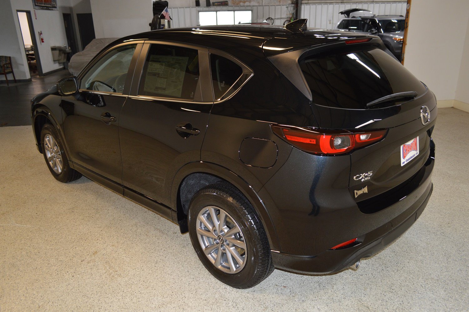 New 2025 MAZDA CX-5 AWD 2.5 S w/ Select Package image 5