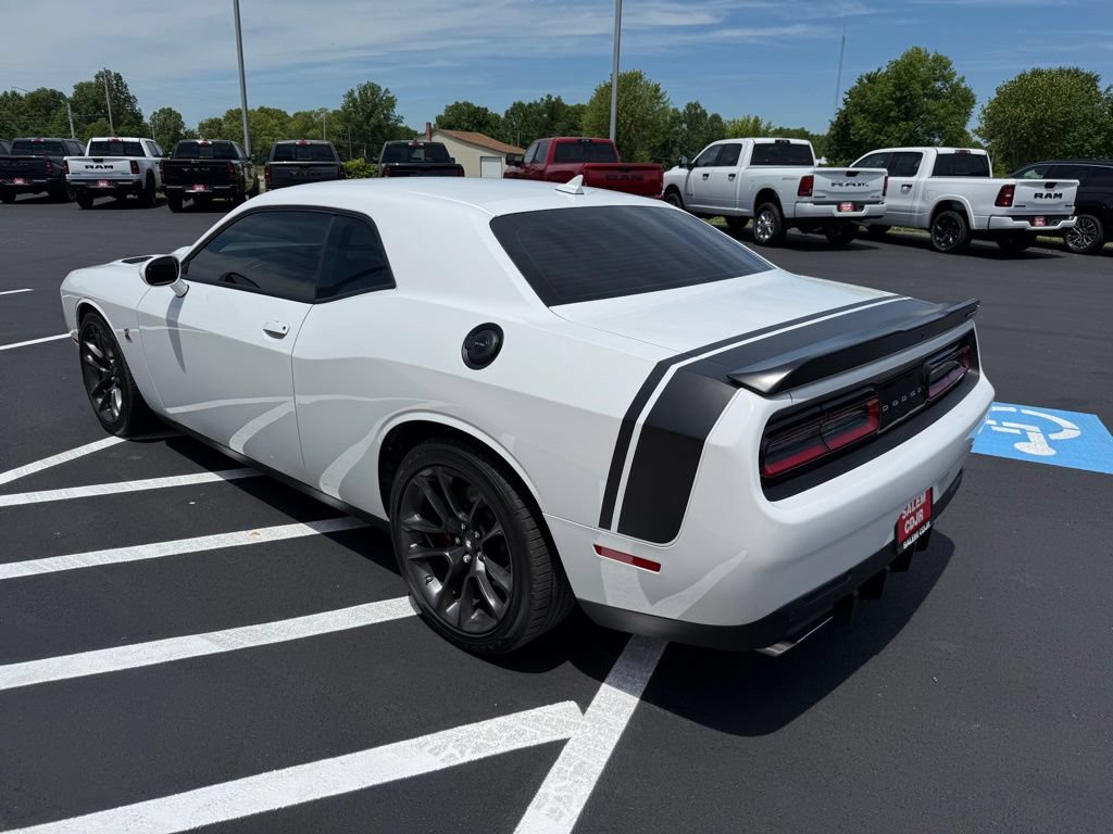 Used 2022 Dodge Challenger R/T Scat Pack w/ Driver Convenience Group RWD image 6