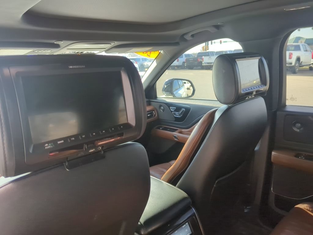 Used 2020 Lincoln Aviator Reserve w/ Equipment Group 201A image 26