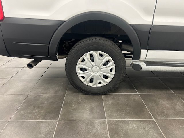 Used 2025 Ford Transit 250 Low Roof w/ Exterior Upgrade Package RWD image 28
