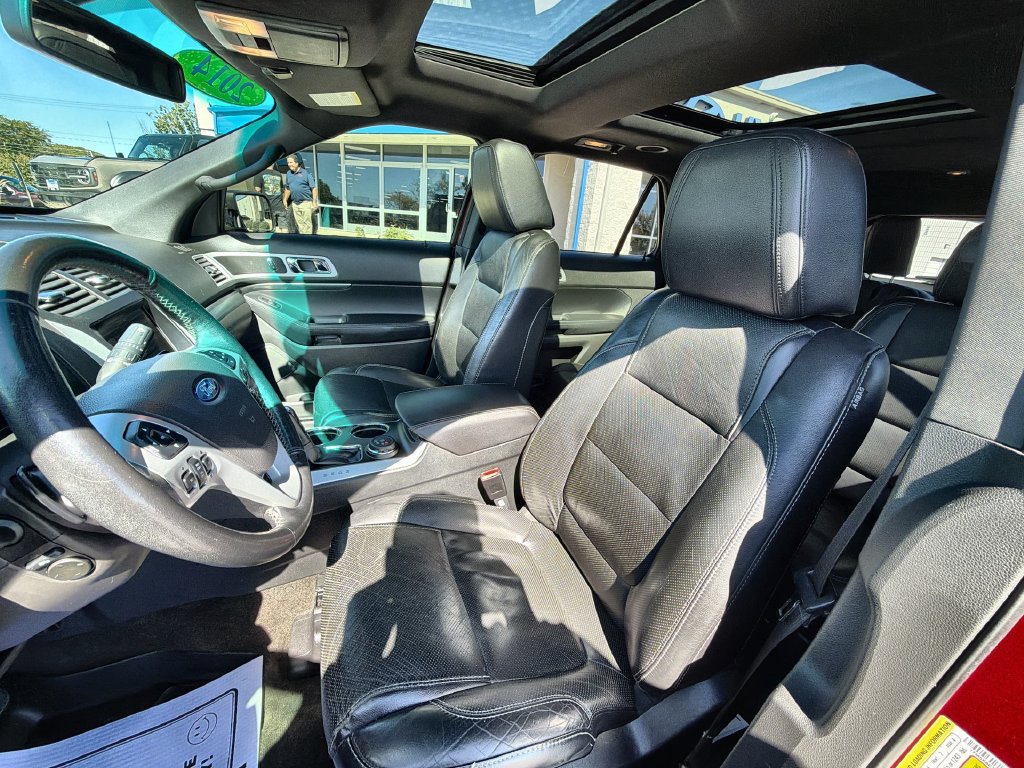 Used 2014 Ford Explorer Sport w/ Equipment Group 401A AWD/4WD image 13
