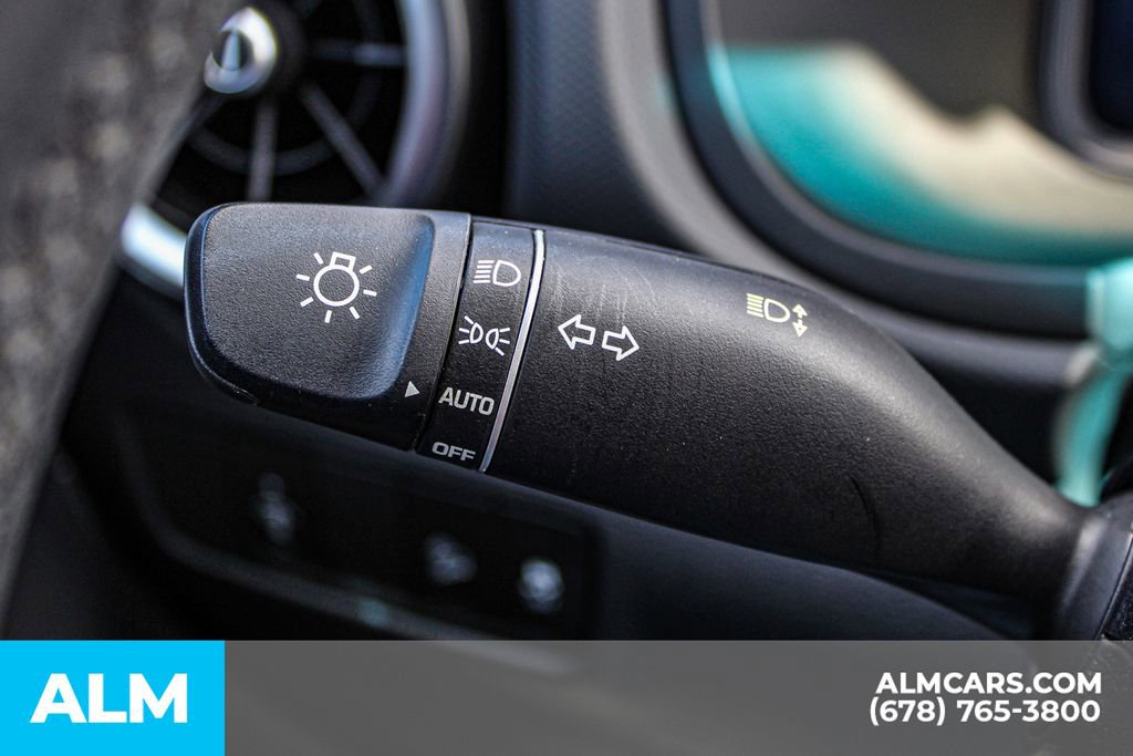 Used 2023 Hyundai Kona Limited image 32