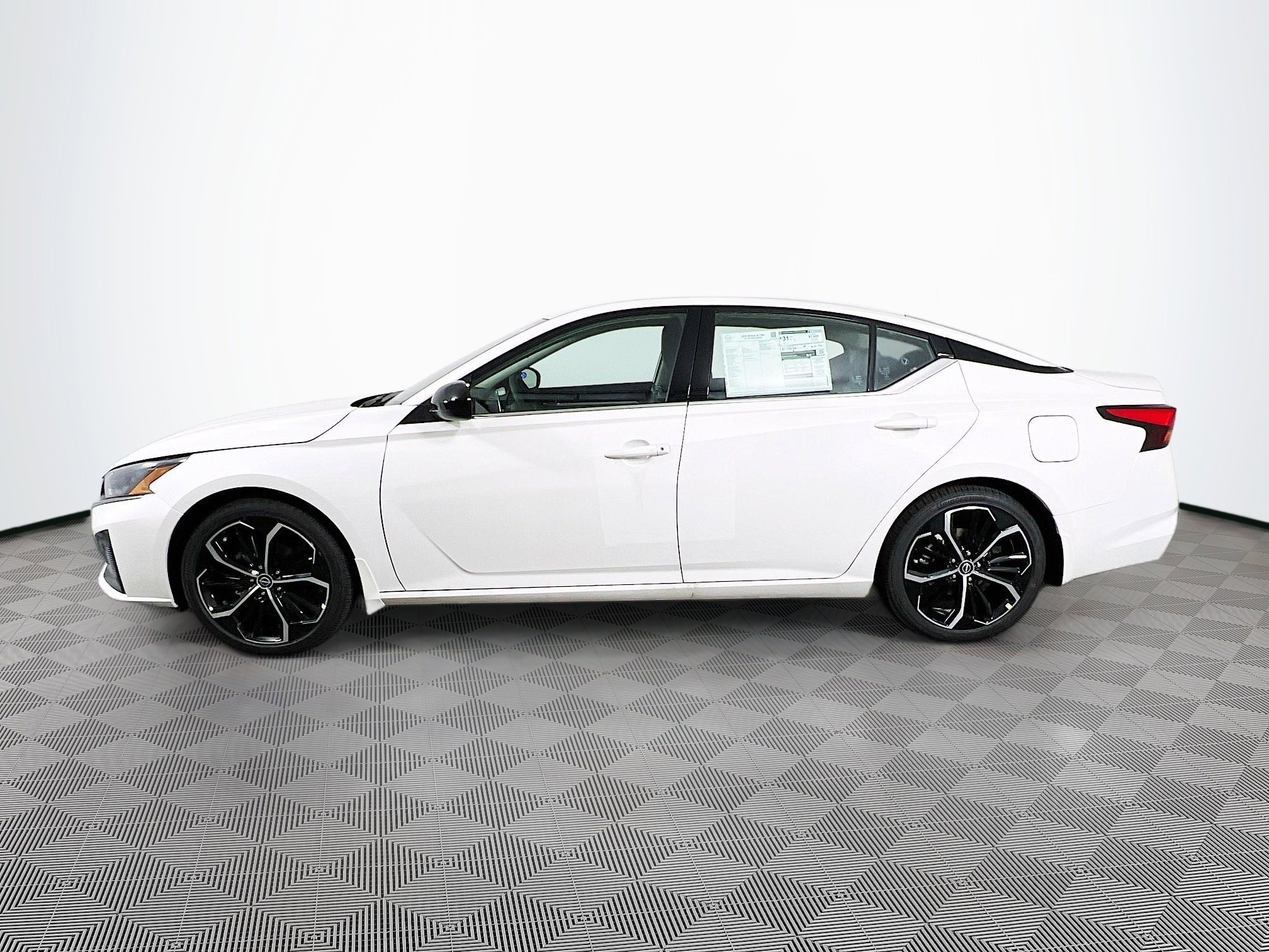 New 2025 Nissan Altima 2.5 SR image 27