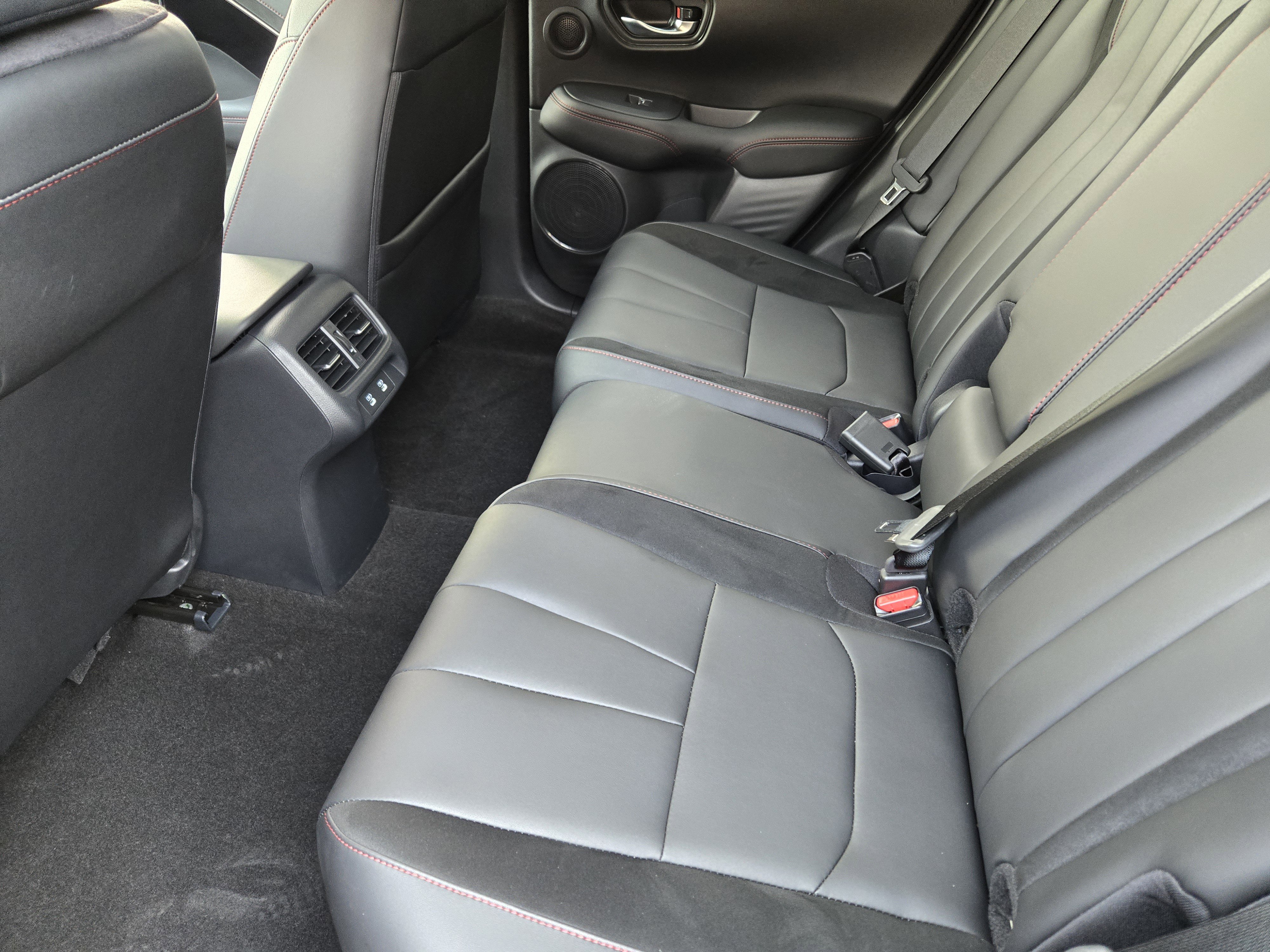 Certified 2025 Acura ADX A-Spec FWD image 31