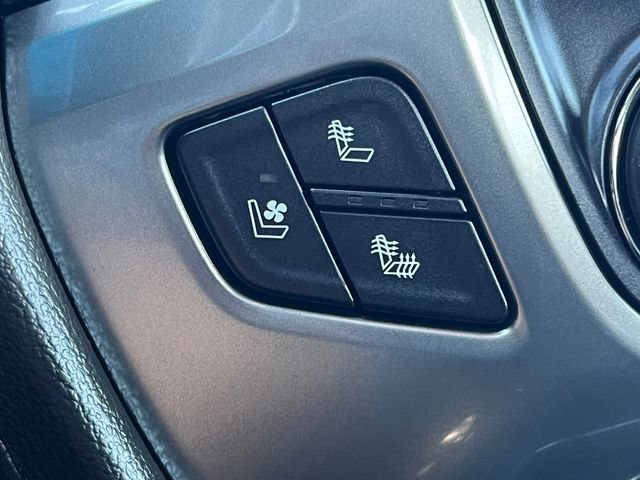 Used 2019 Chevrolet Silverado 3500 LTZ w/ Duramax Plus Package AWD/4WD image 33