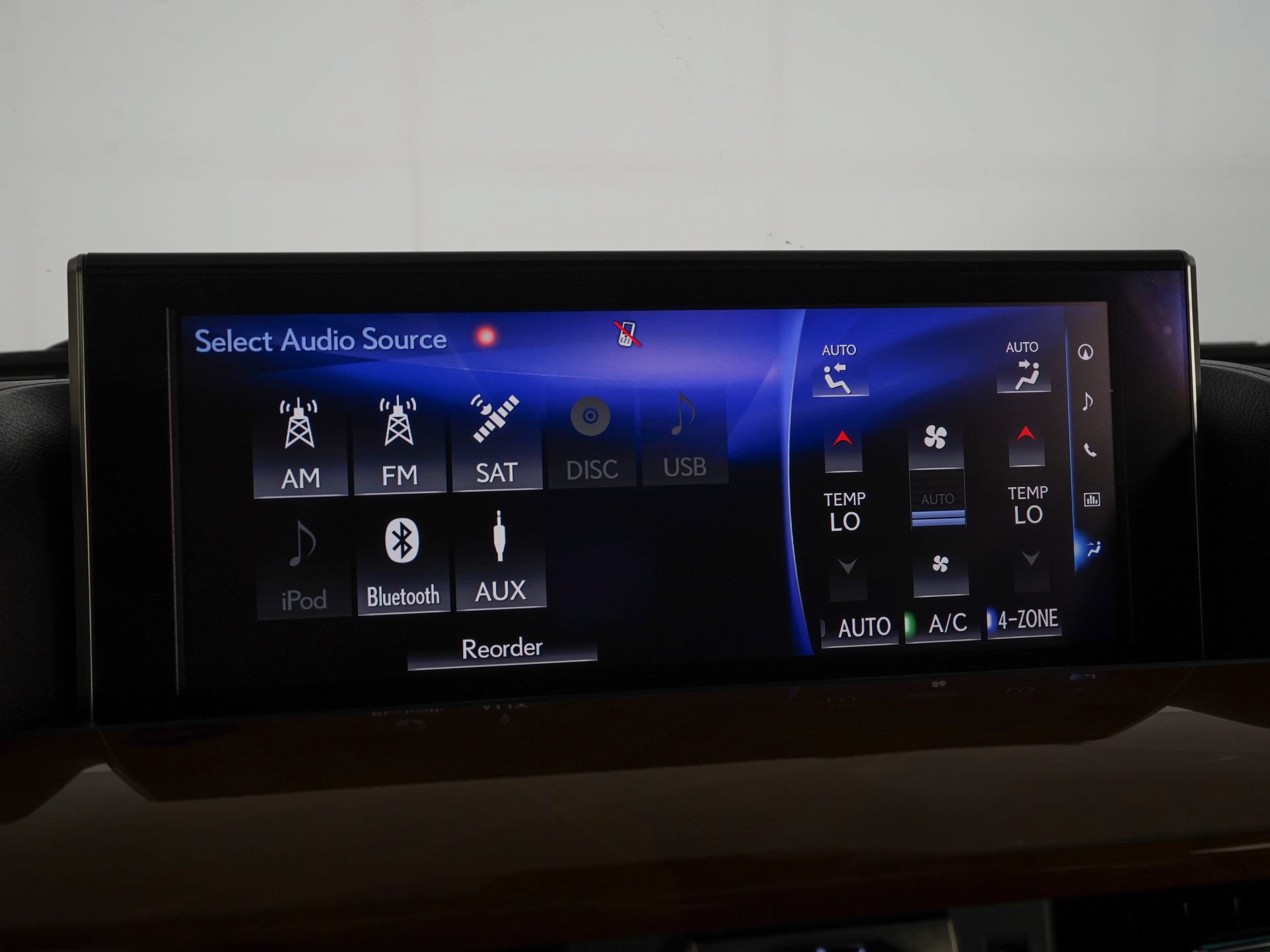 Used 2016 Lexus LX 570 4WD w/ Luxury Package image 25