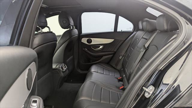 Used 2018 Mercedes-Benz C 300 Sedan w/ AMG Line image 17