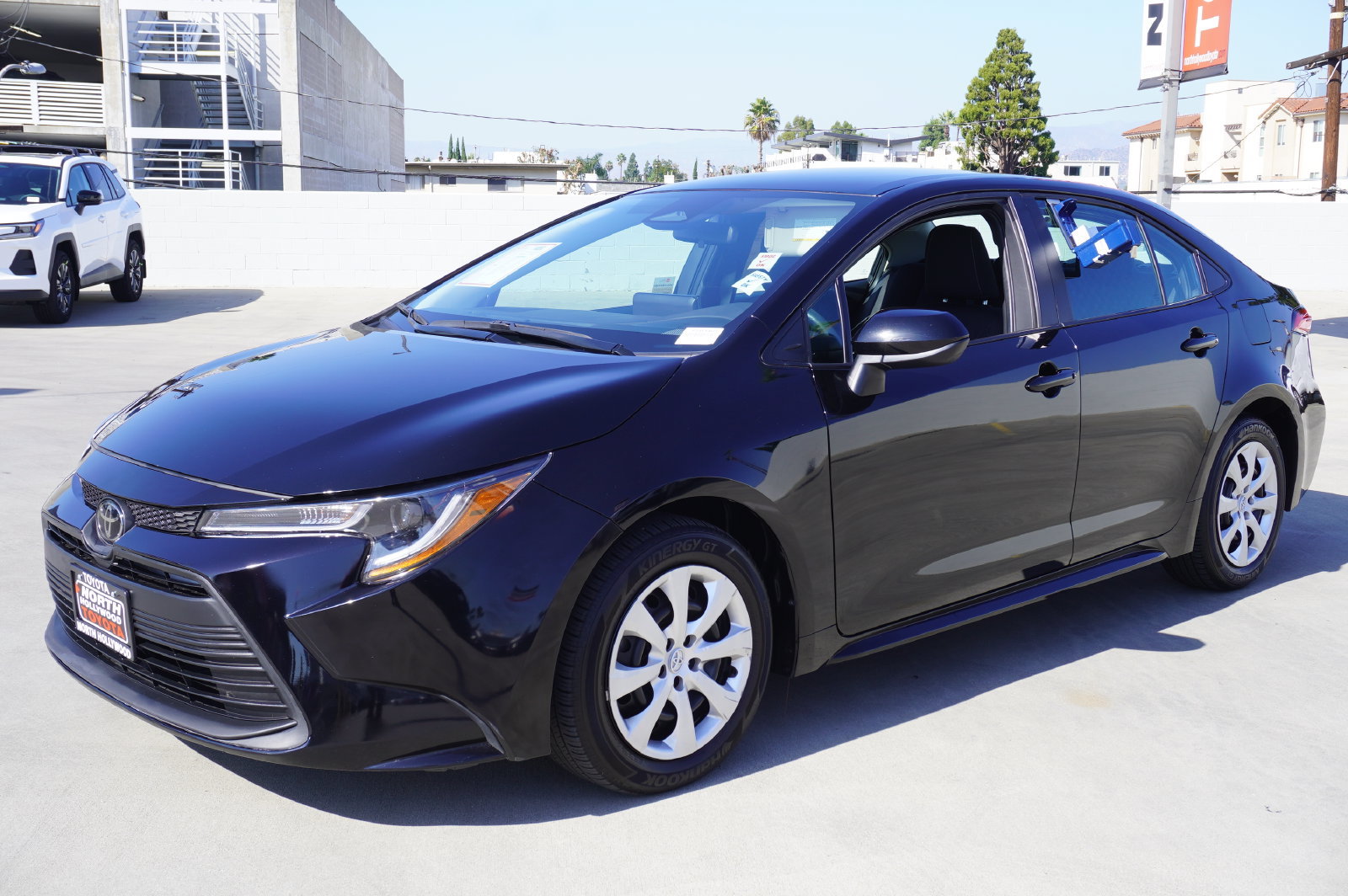 Certified 2025 Toyota Corolla LE FWD image 4