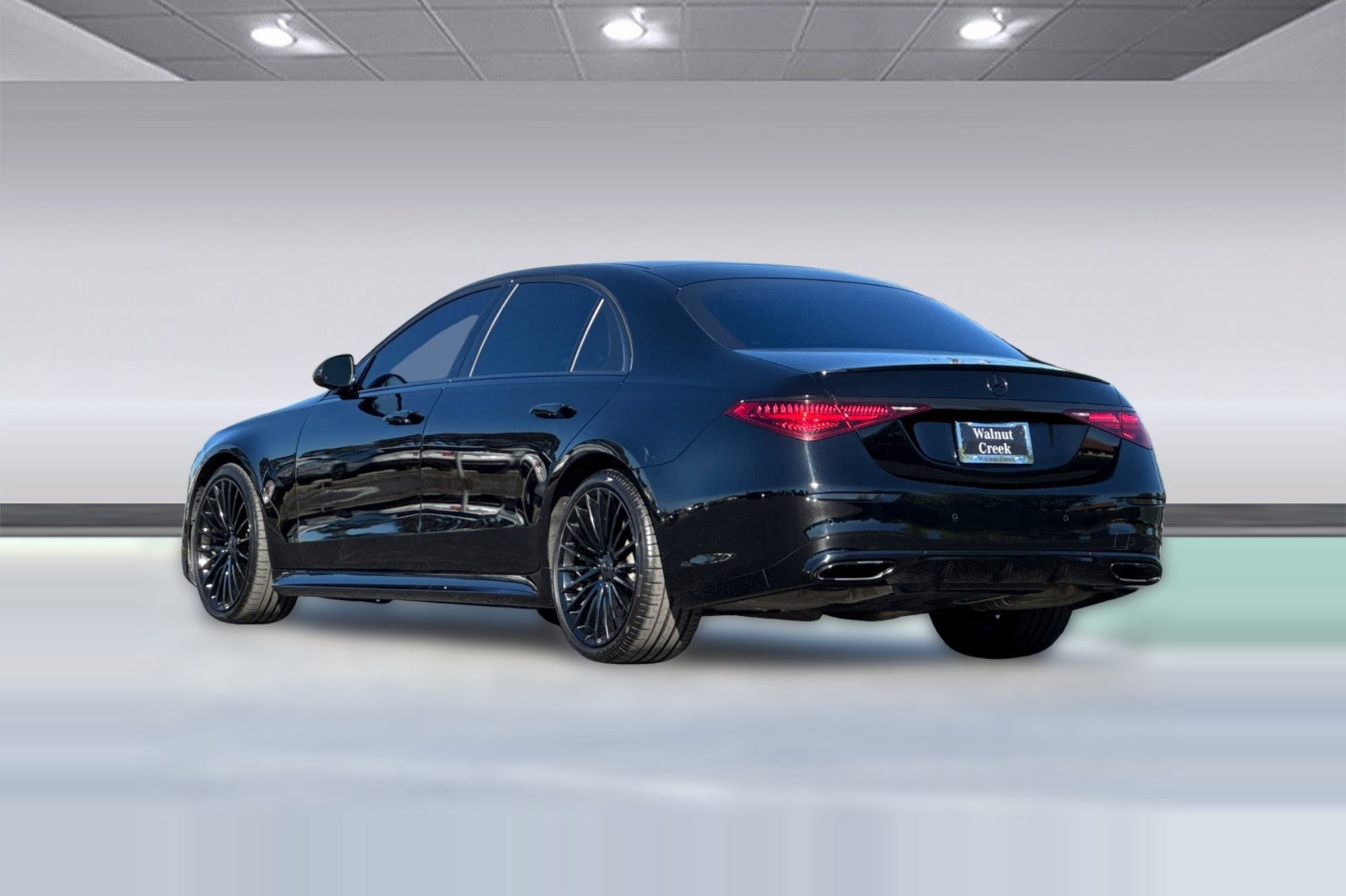 Used 2022 Mercedes-Benz S 500 S 500 image 3