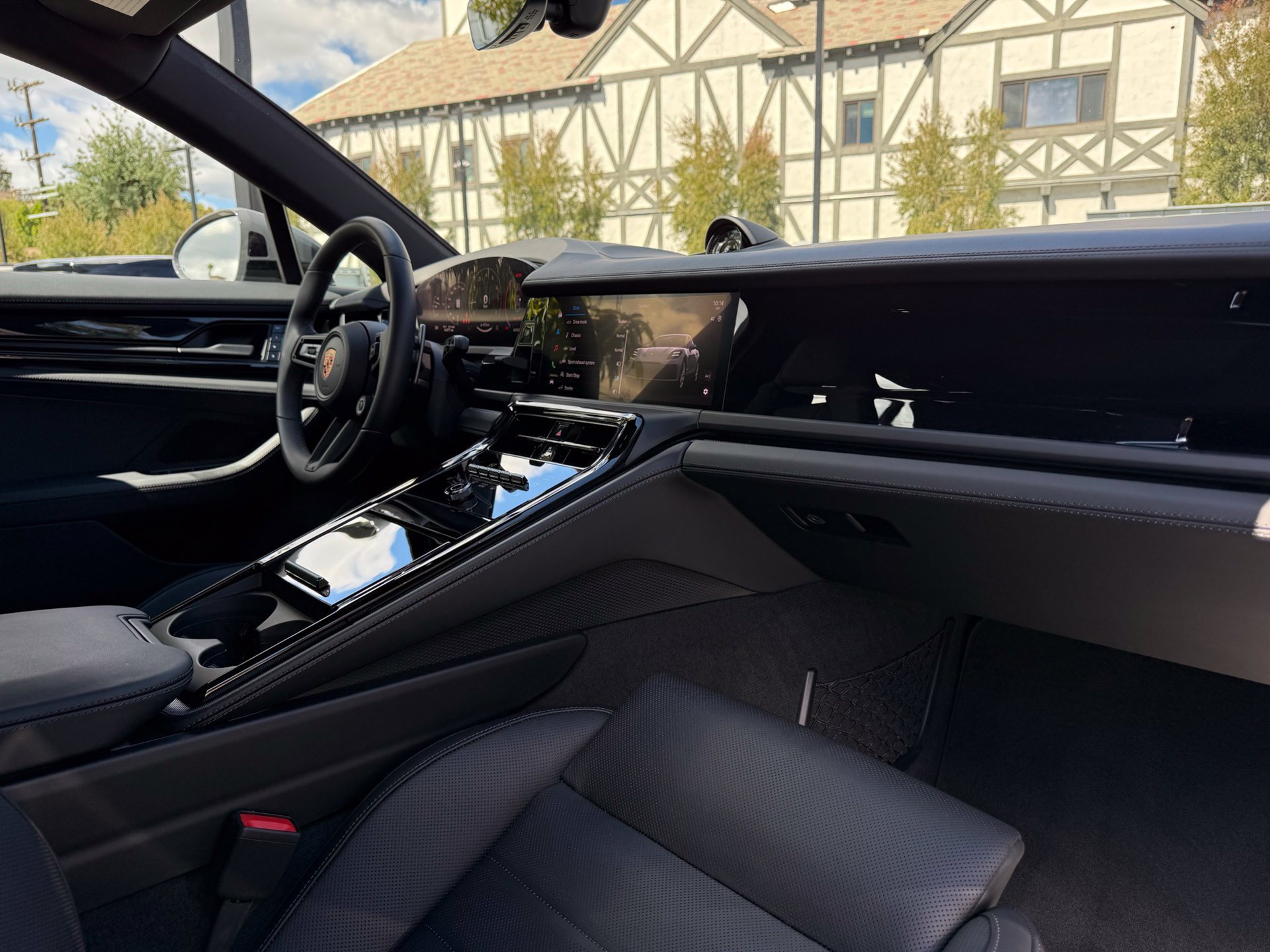 New 2026 Porsche Panamera 4 AWD/4WD image 25