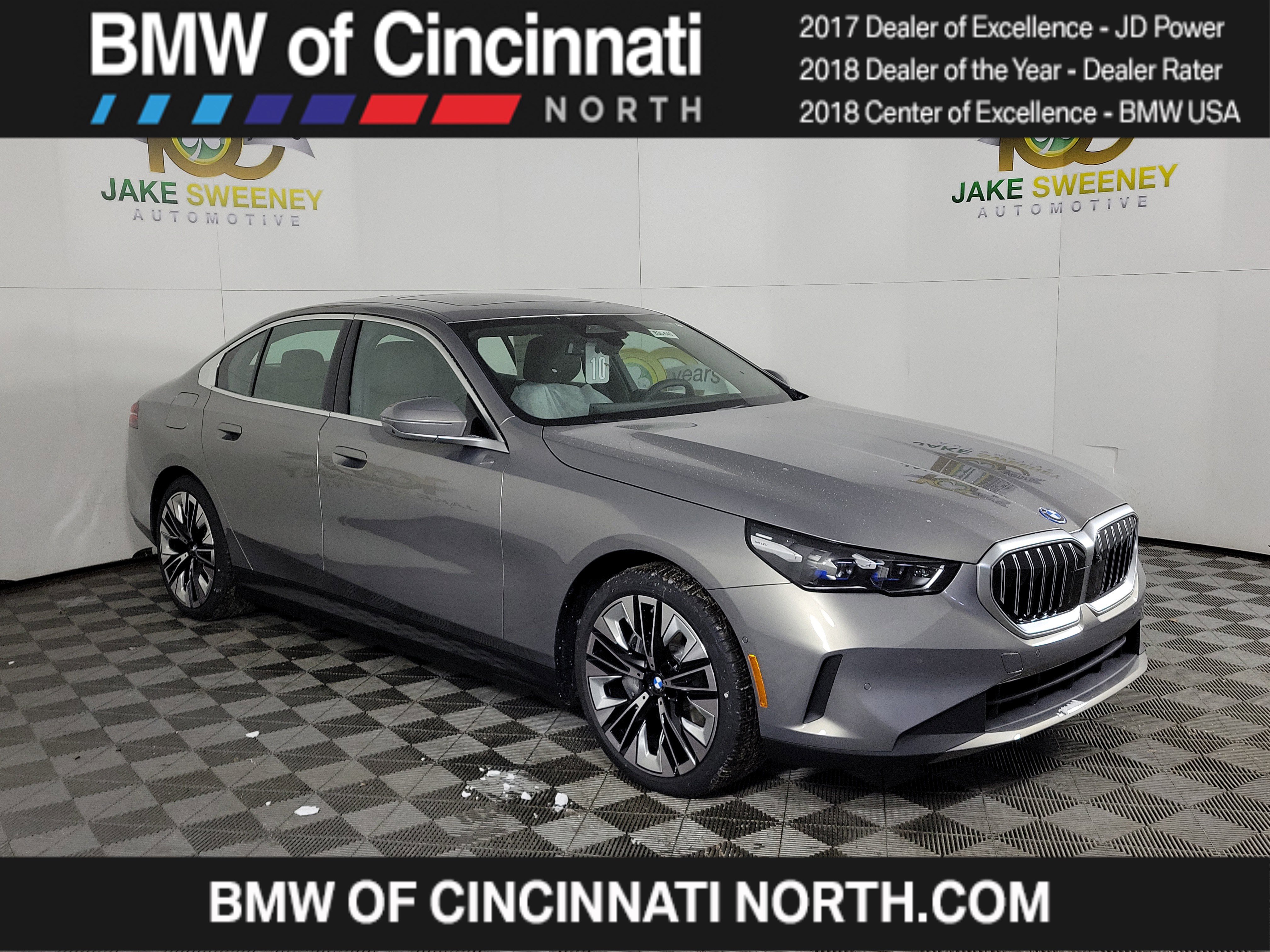 New 2026 BMW i5 eDrive40 w/ Premium Package image 1