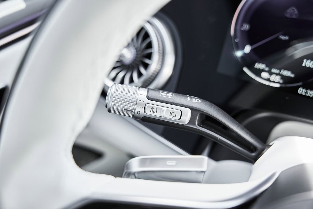 Used 2024 Mercedes-Benz Maybach EQS 680 4MATIC image 71