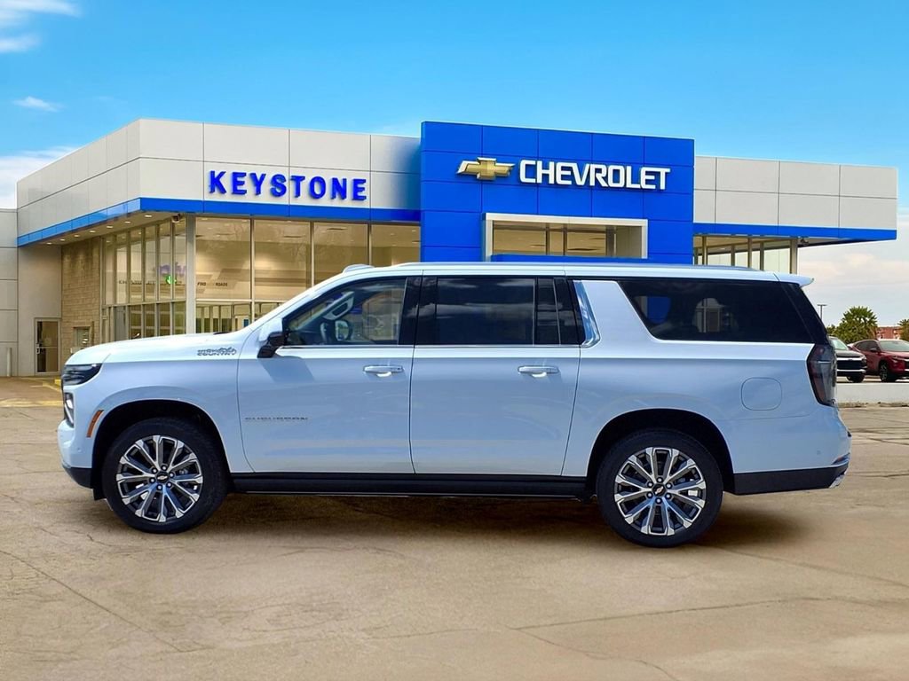 New 2026 Chevrolet Suburban High Country AWD/4WD image 4