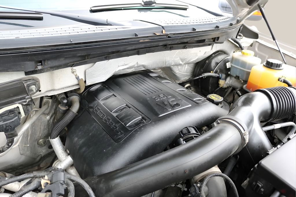 Used 2014 Ford F150 XLT w/ Equipment Group 302A Luxury RWD image 11