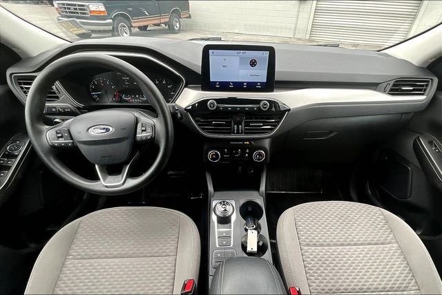 Used 2021 Ford Escape SE image 15