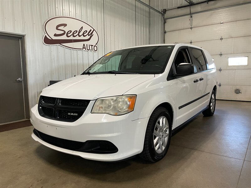 Used 2014 RAM C/V Tradesman FWD image 2