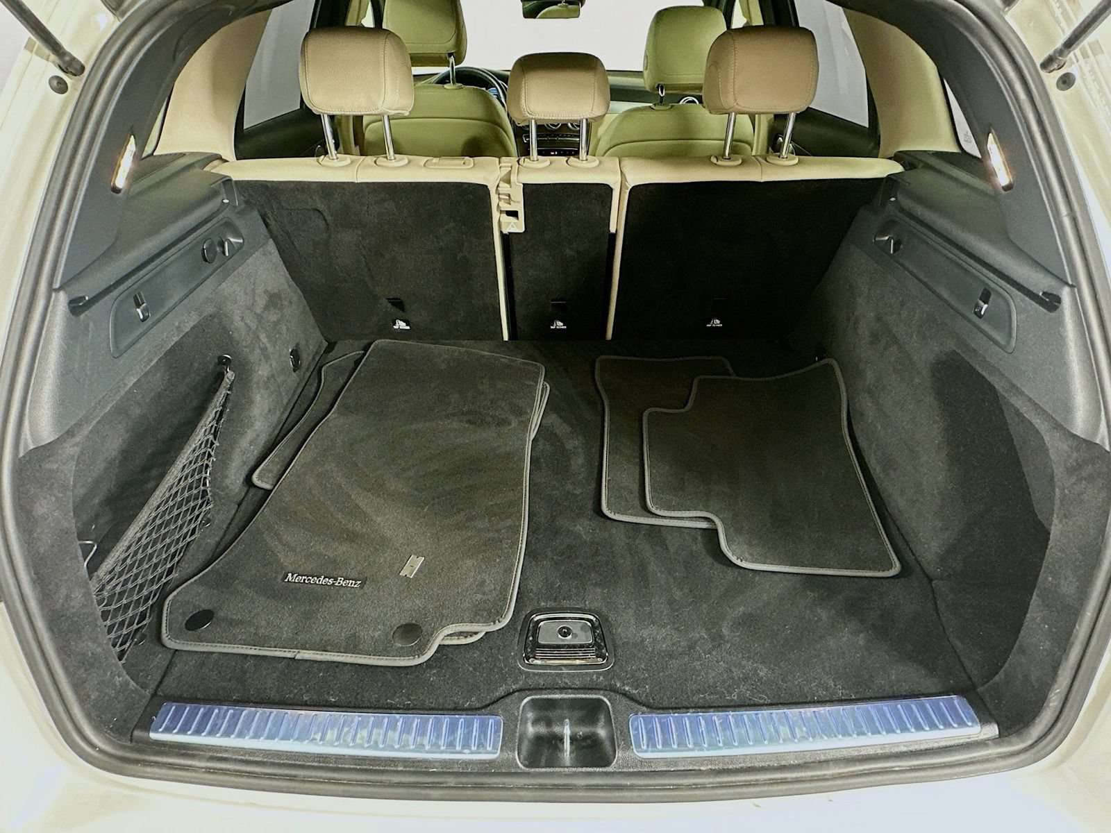 Used 2021 Mercedes-Benz GLC 300 4MATIC image 35