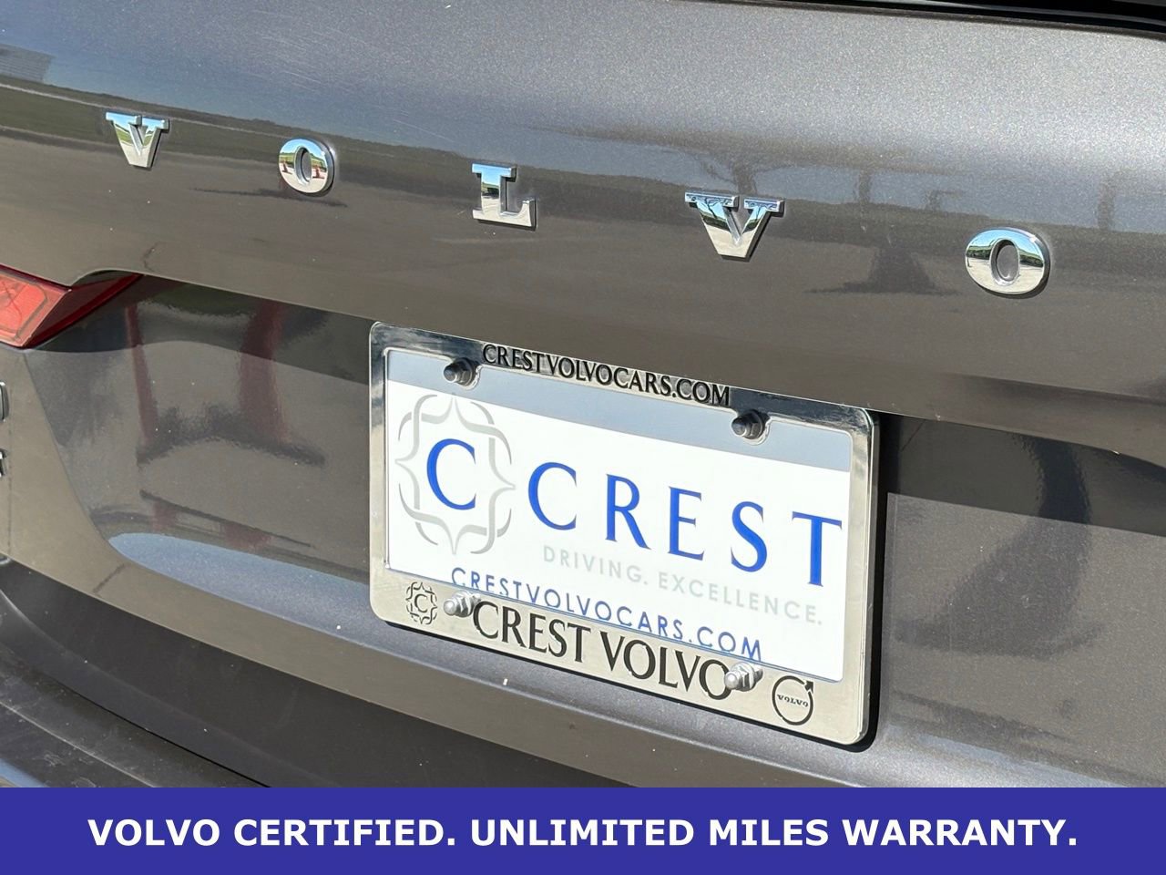 Certified 2024 Volvo XC60 B5 Ultimate image 9