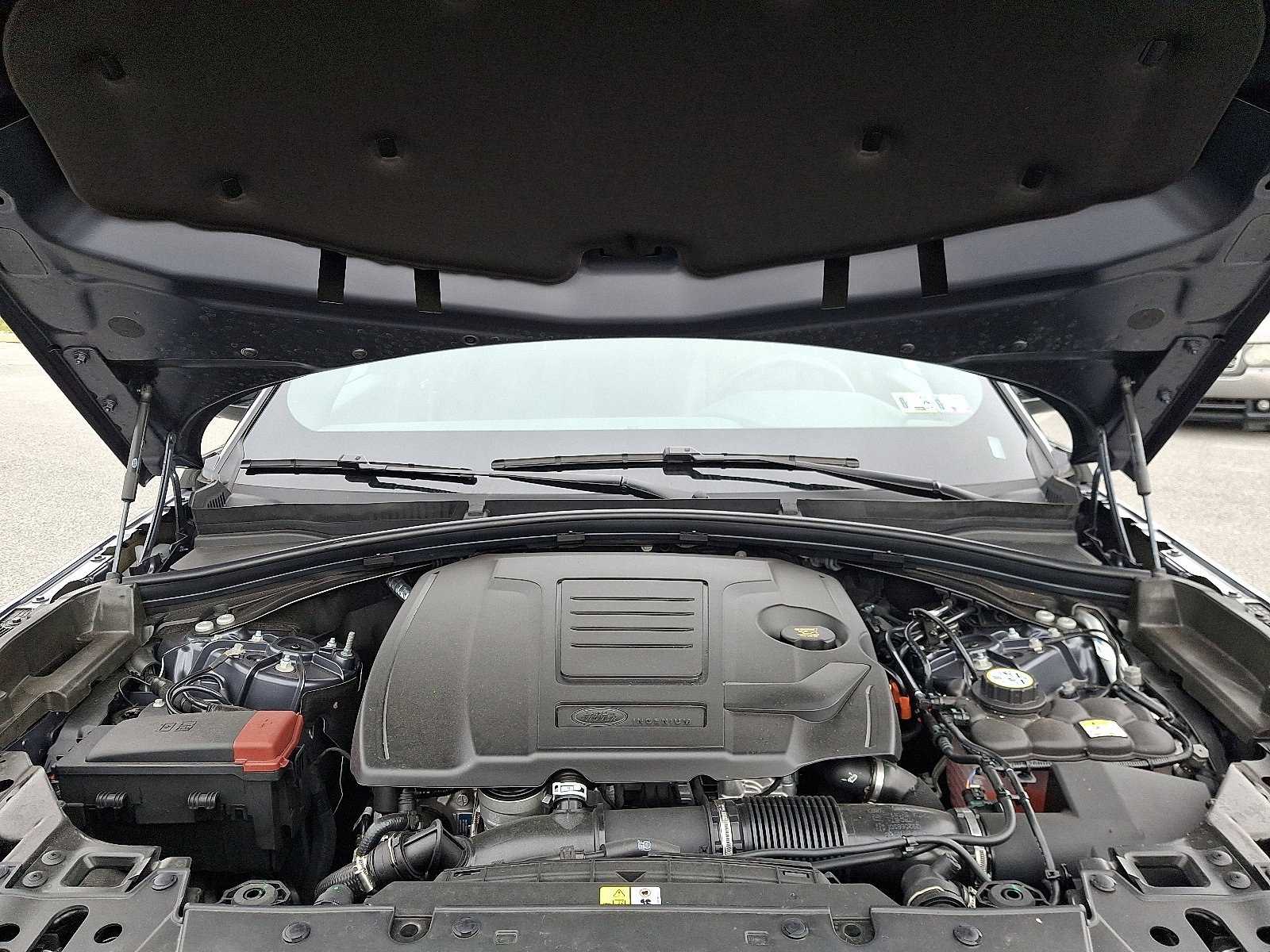 Used 2026 Land Rover Range Rover Velar Dynamic SE image 26