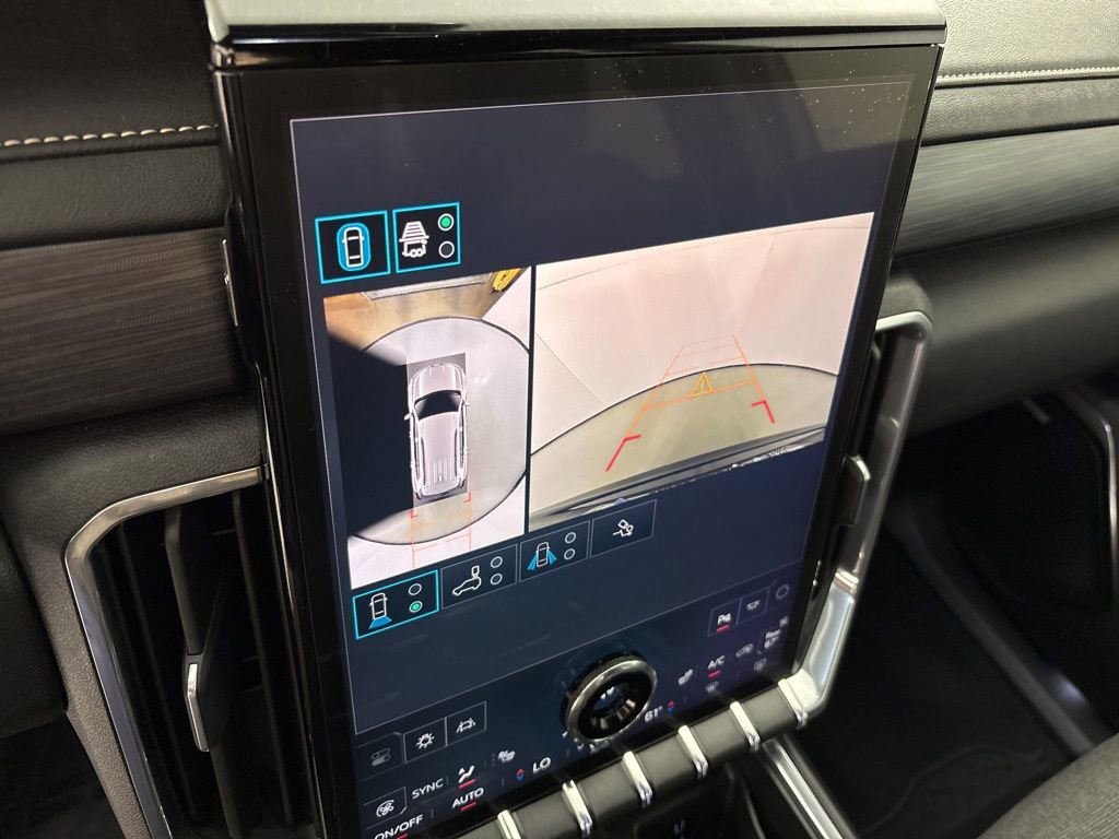 Used 2025 GMC Acadia Elevation image 37