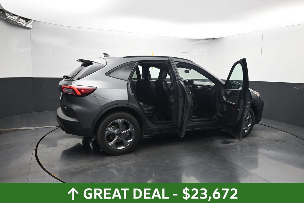 Used 2025 Ford Escape ST-Line AWD/4WD image 13