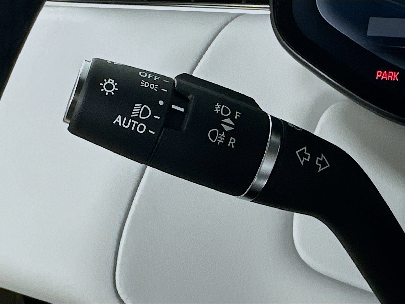 New 2026 Land Rover Range Rover Sport SE AWD/4WD image 20