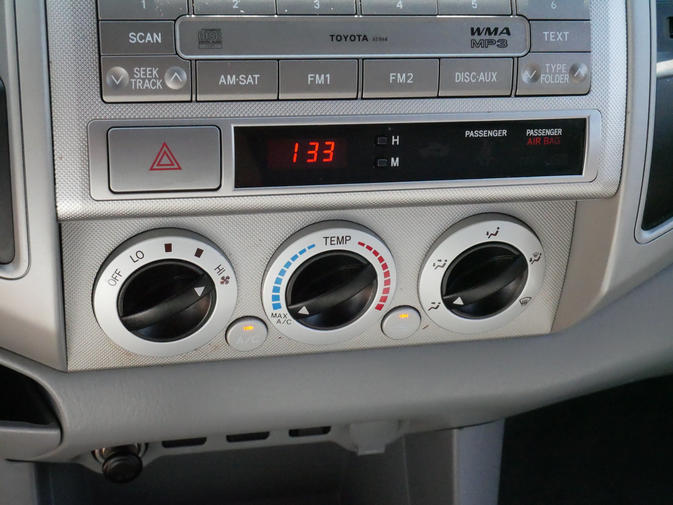 Used 2011 Toyota Tacoma 4x4 Double Cab w/ TRD Sport Pkg w/JBL Audio image 23