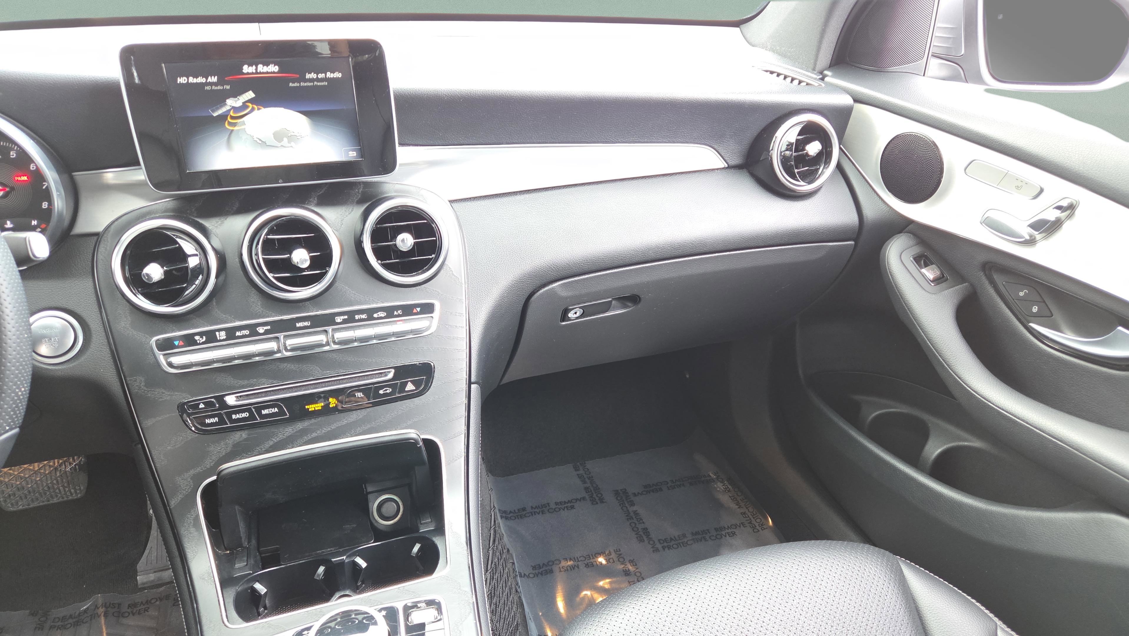 Used 2019 Mercedes-Benz GLC 300 image 13