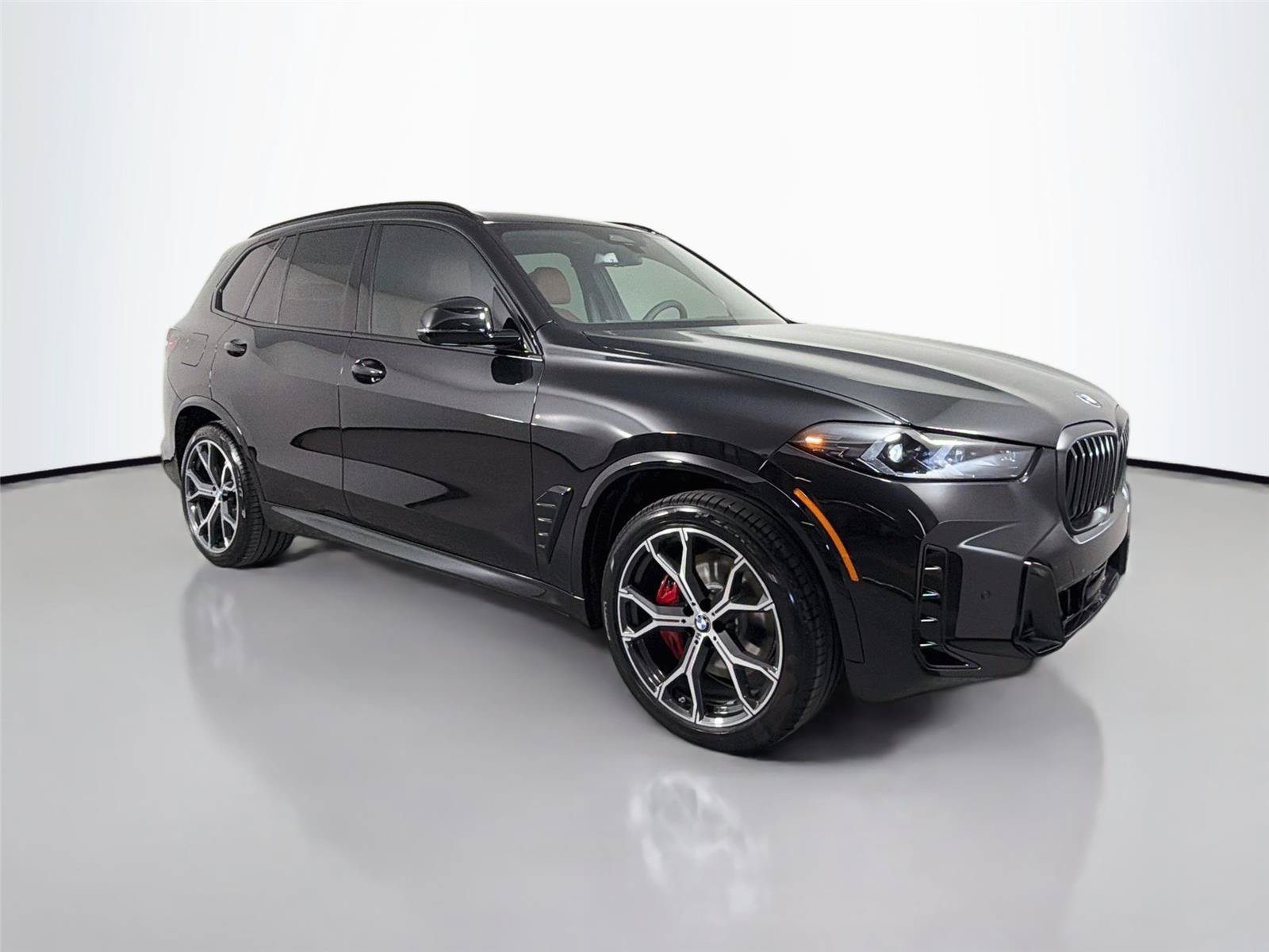 New 2026 BMW X5 xDrive40i w/ M Sport Package AWD/4WD image 3
