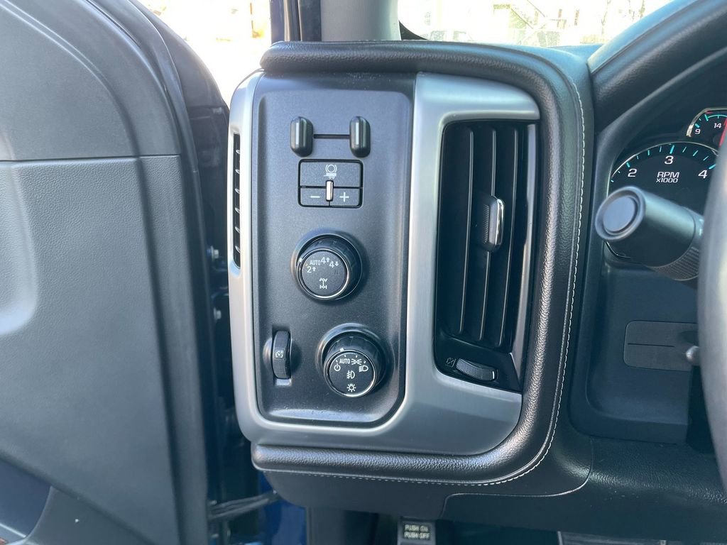 Used 2018 GMC Sierra 1500 SLT image 14