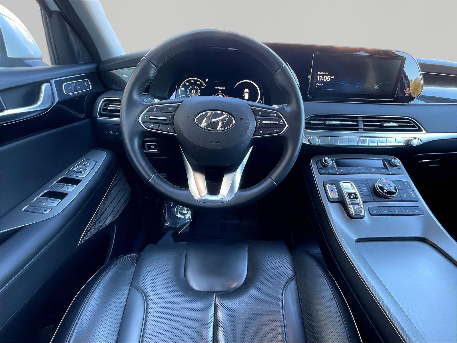 Used 2022 Hyundai Palisade Limited w/ Winter Package AWD/4WD image 8